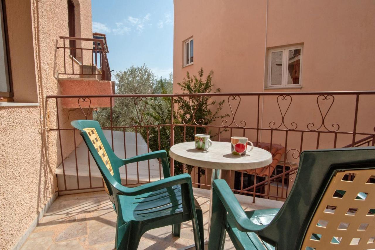 Kleoni Club Apartments Tolo Luaran gambar