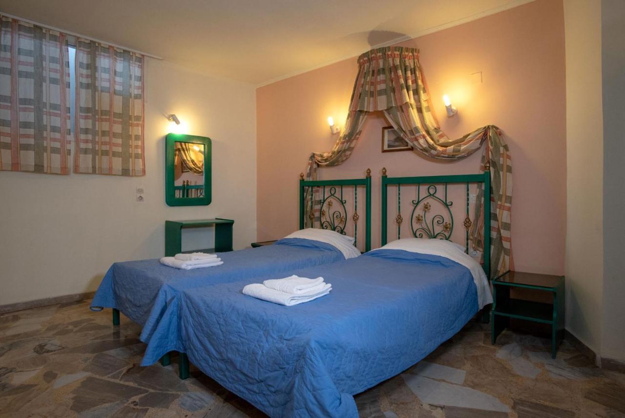 Kleoni Club Apartments Tolo Luaran gambar