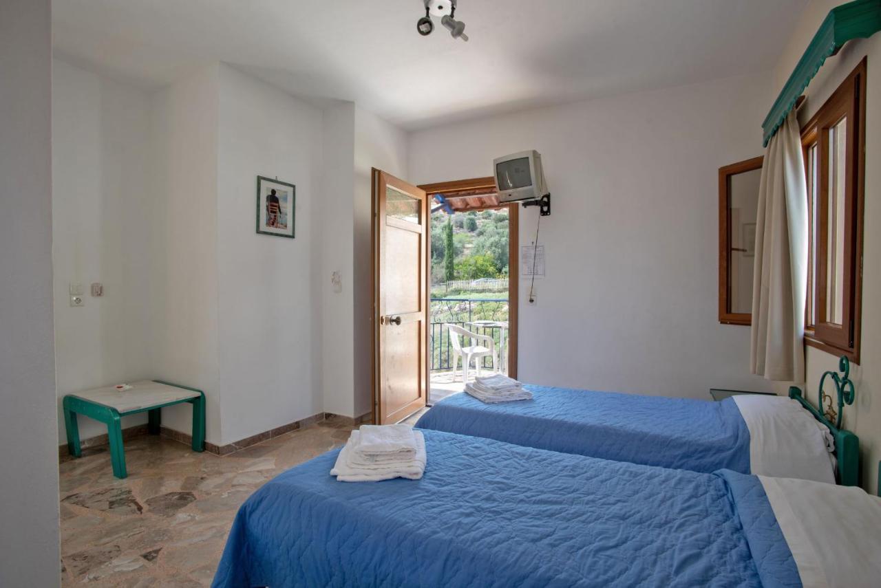 Kleoni Club Apartments Tolo Luaran gambar