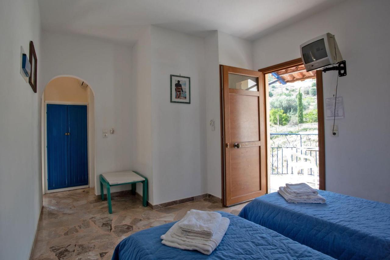 Kleoni Club Apartments Tolo Luaran gambar