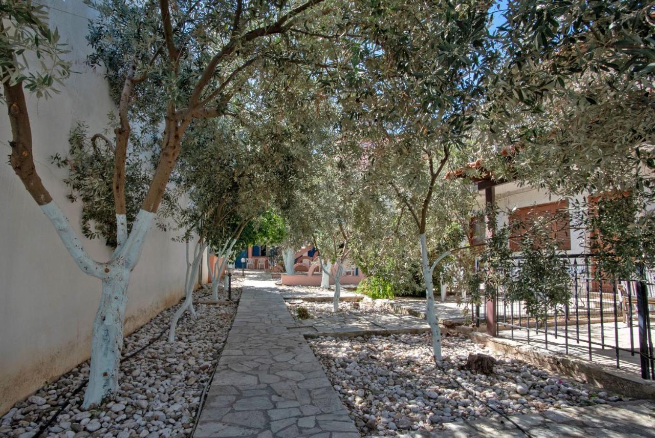 Kleoni Club Apartments Tolo Luaran gambar